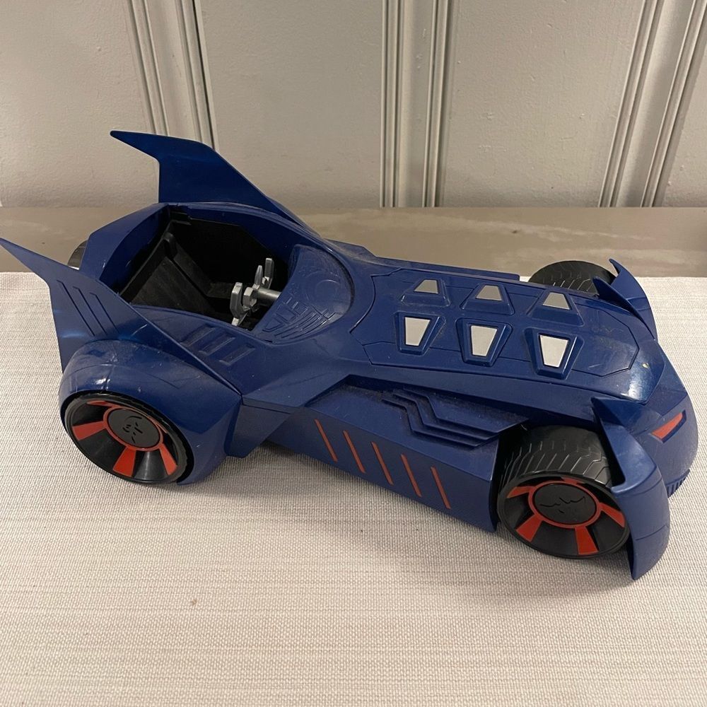 Batmobile‎ - Picture 2 of 7
